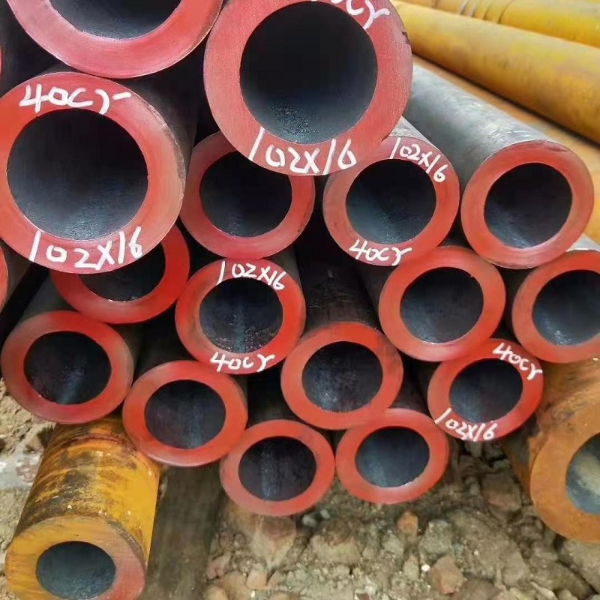 合金無(wú)縫鋼管定尺切割下料